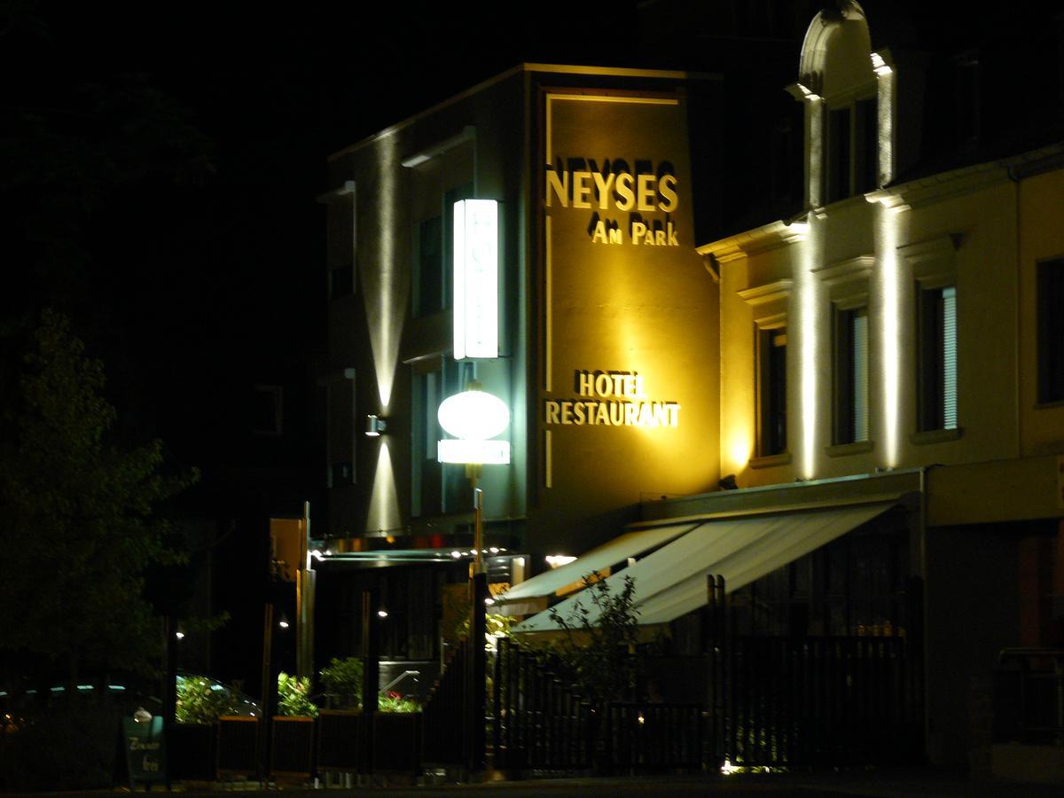 Hotel-Restaurant Neyses Am Park Kordel Exterior photo